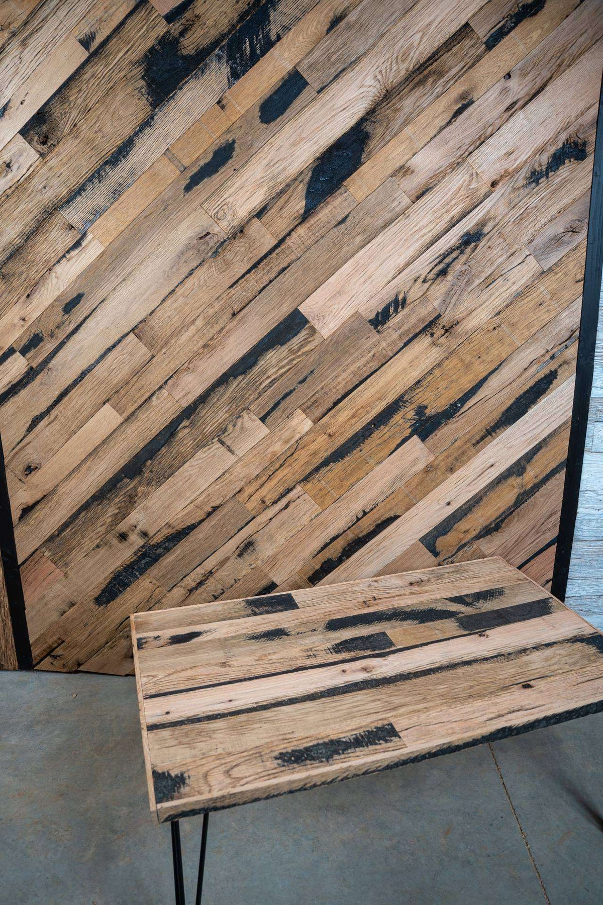 Thoroughbred Wood - Skip Planed Black