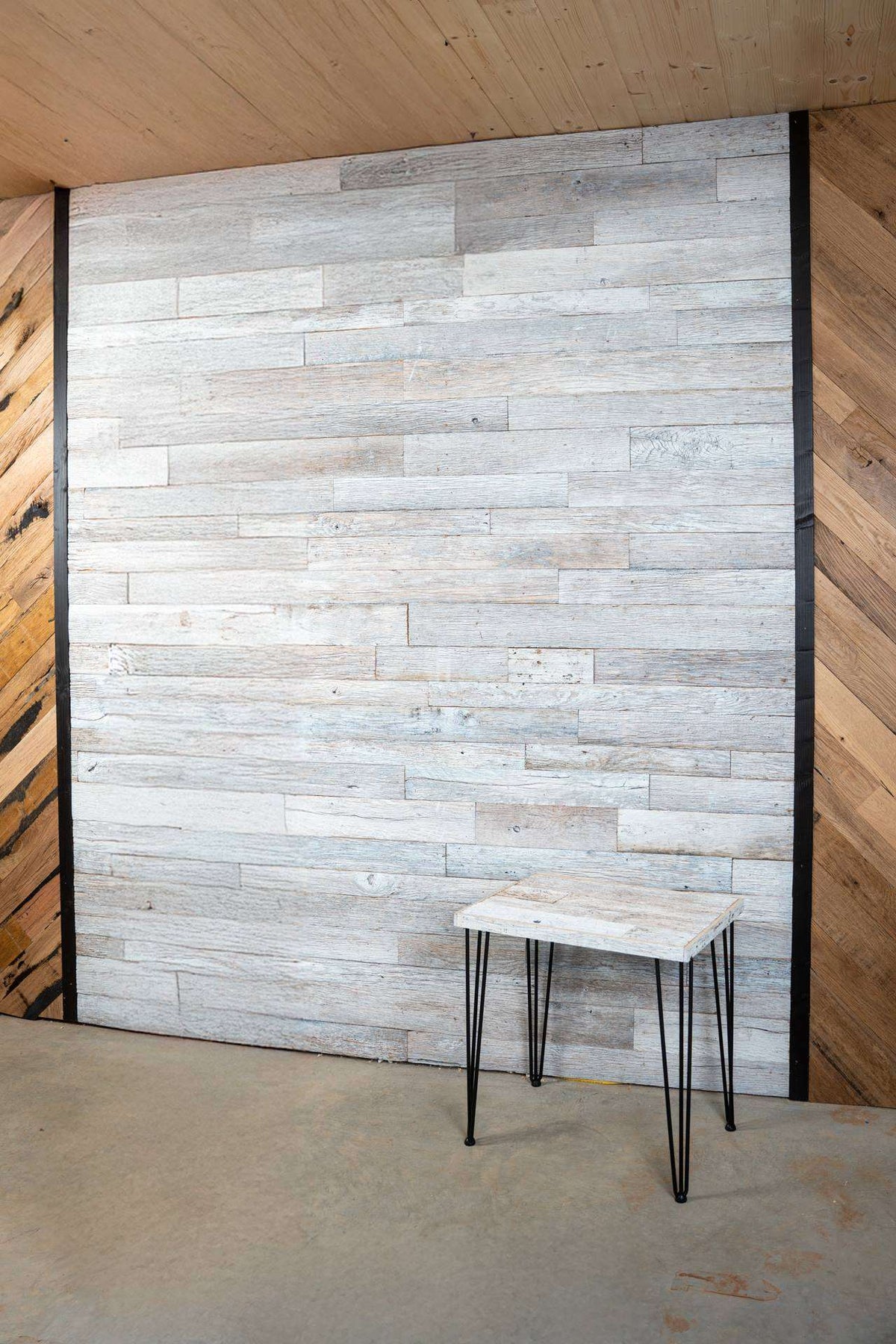 Thoroughbred Wood - Whitewashed