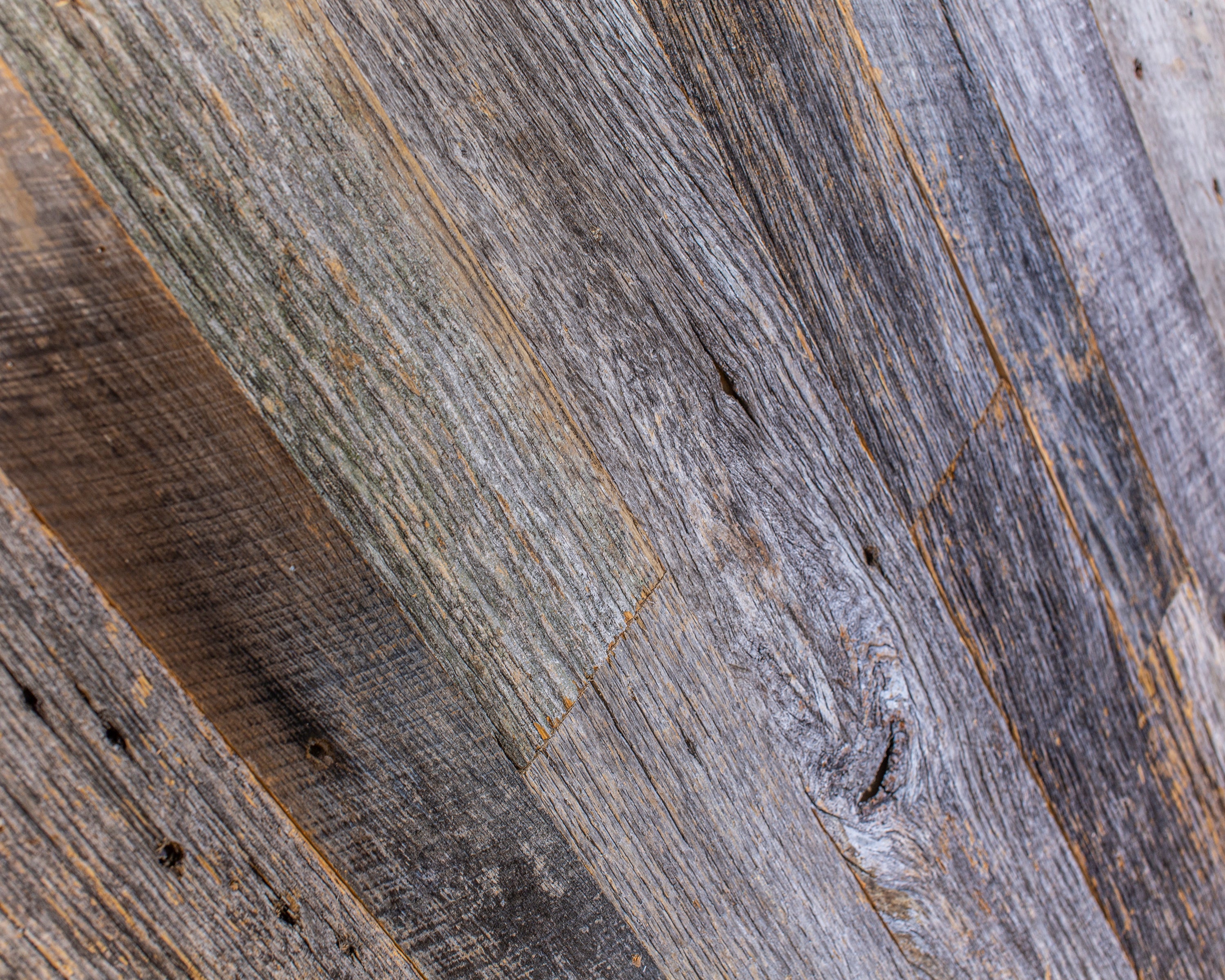 Premium Weathered Gray Reclaimed Barn Wood Bundle (10.2 sq. ft.)