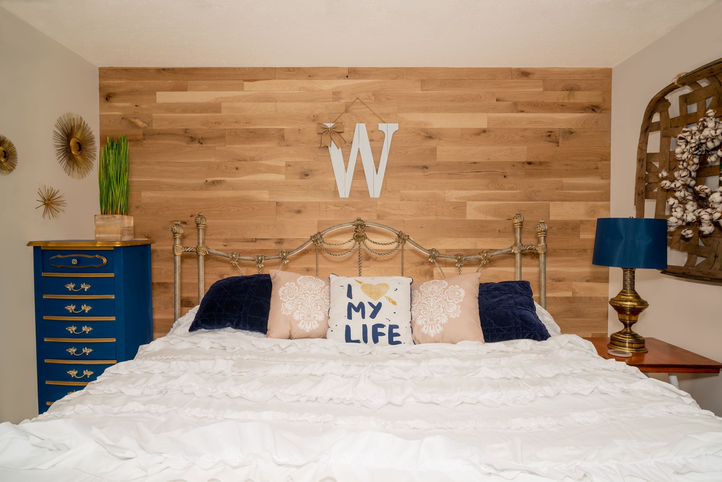 Rustic white oak wood DIY bedroom wall.