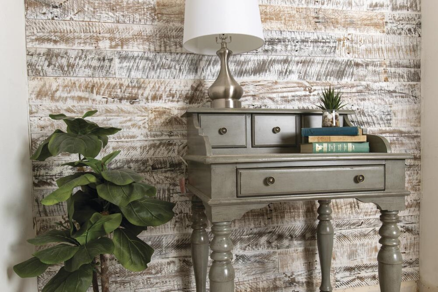 How to Choose the Perfect Reclaimed Wood Planks for Your Wall